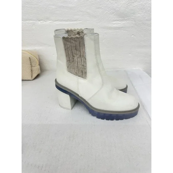Free People James Chelsea Boots Leather Cushioned Cream Womens EUR 38 US 8 - Picture 5 of 7